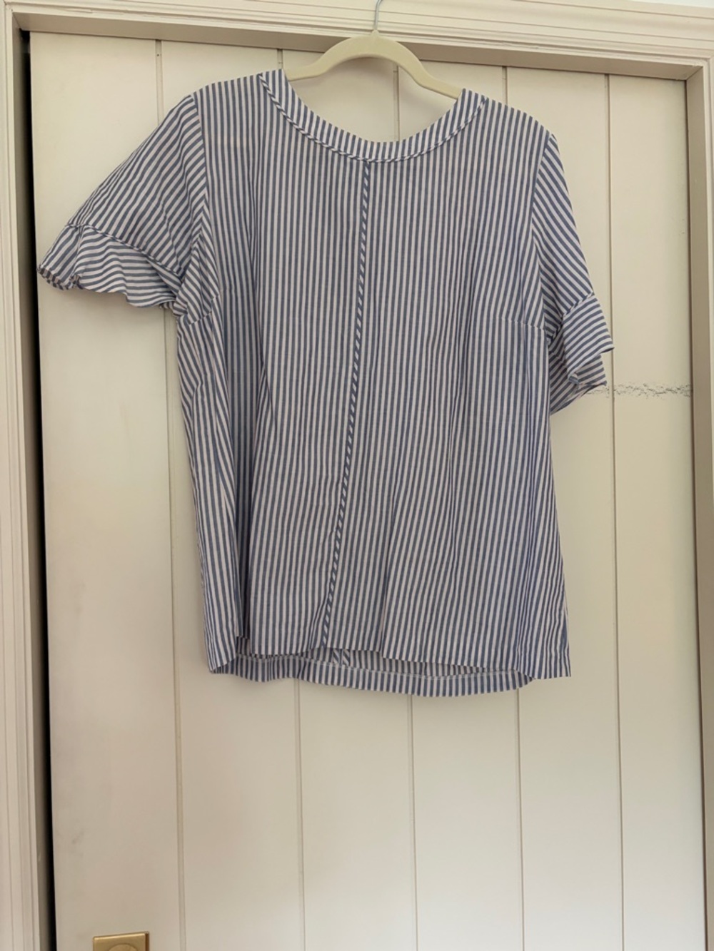 Banana Republic Blue and White Striped Short Sleeve Blouse